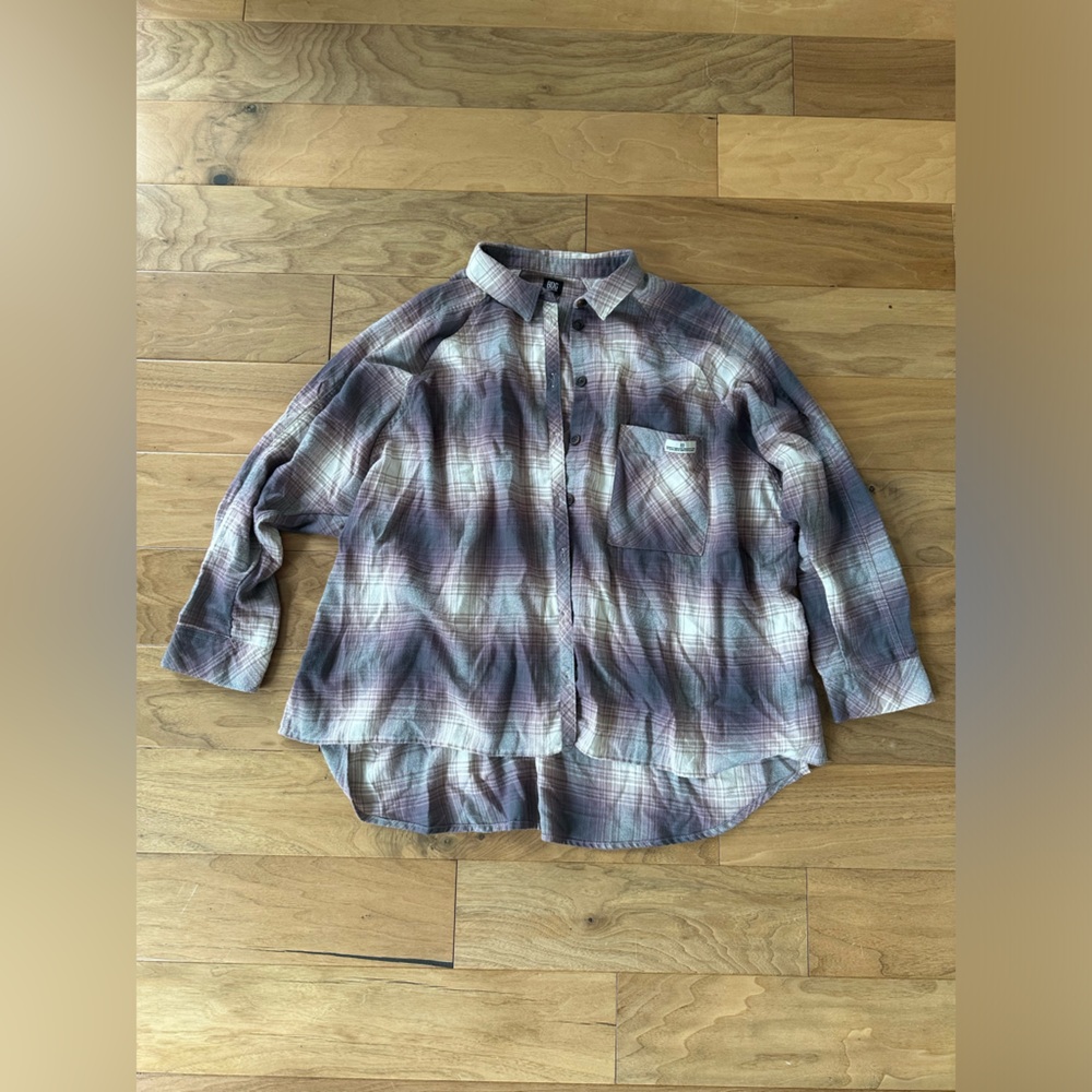 Loose fit flannel button up shirt